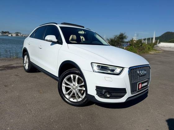 AUDI Q3 2.0 TFSI AMBIENTE QUATTRO 4P GASOLINA S TRONIC AUDI Q3 2.0 TFSI AMBIENTE QUATTRO 4P GASOLINA S TRONIC